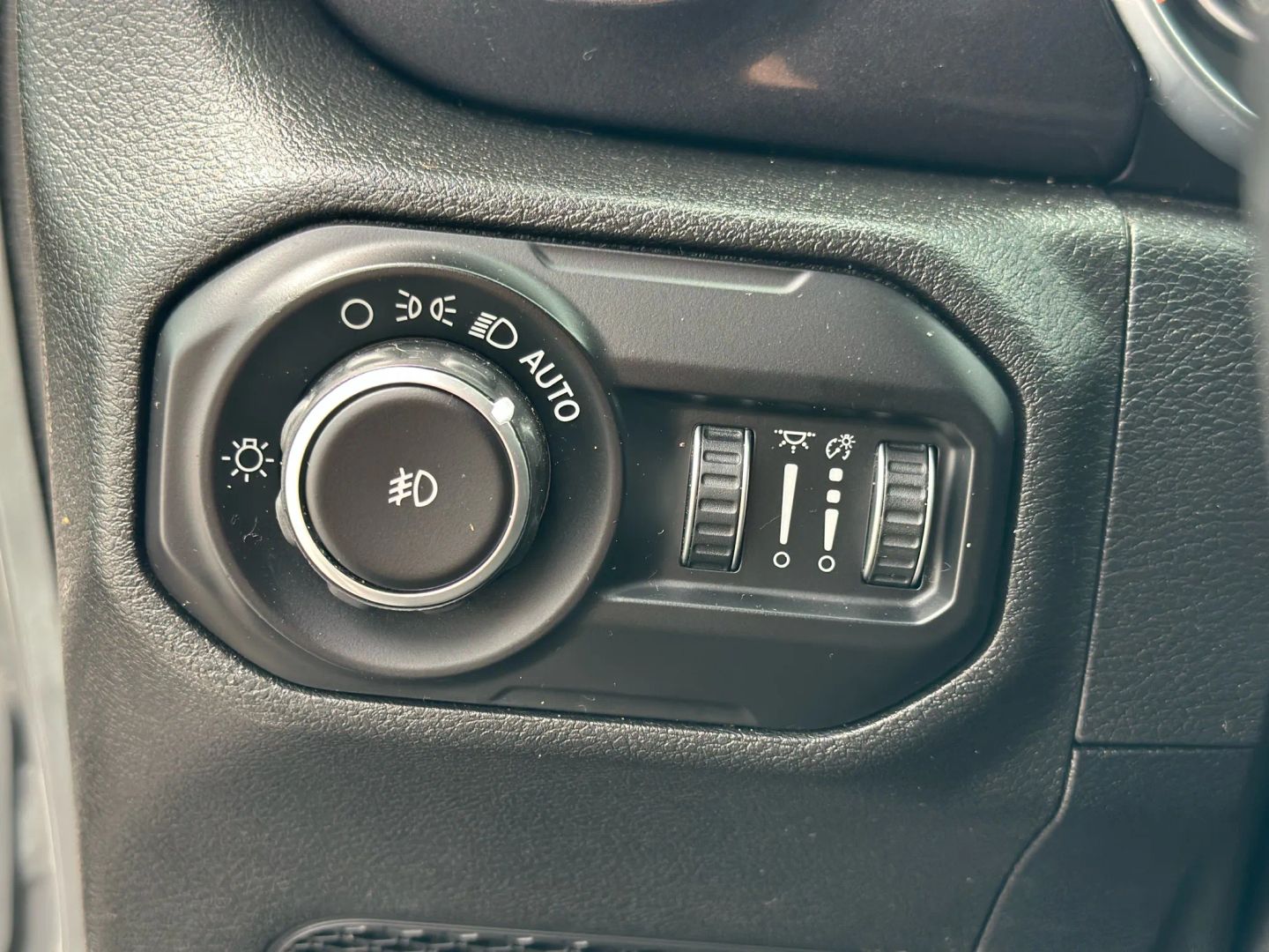 2020 JEEP WRANGLER UNLIMITED SUV V6, VVT, 3.6 LITER SPORT ALTITUDE SPORT UTILITY 4D