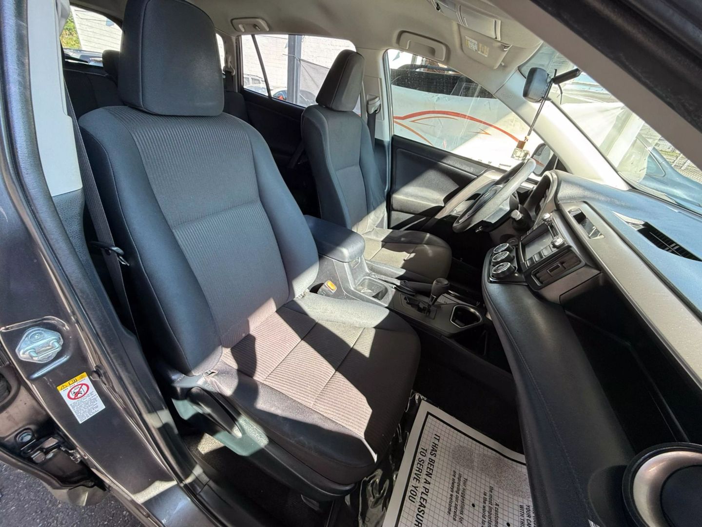 2016 Toyota Rav4 - Image 26