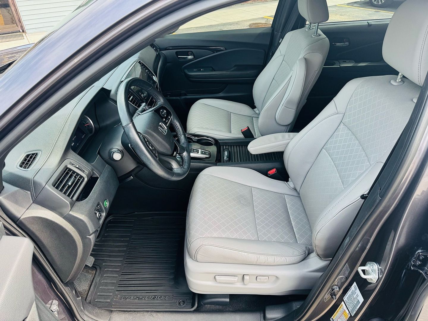 2021 Honda Passport - Image 15