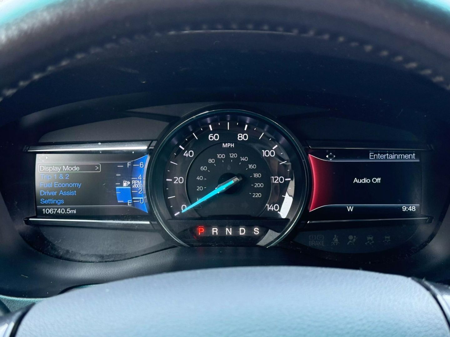 2016 Ford Explorer - Image 31
