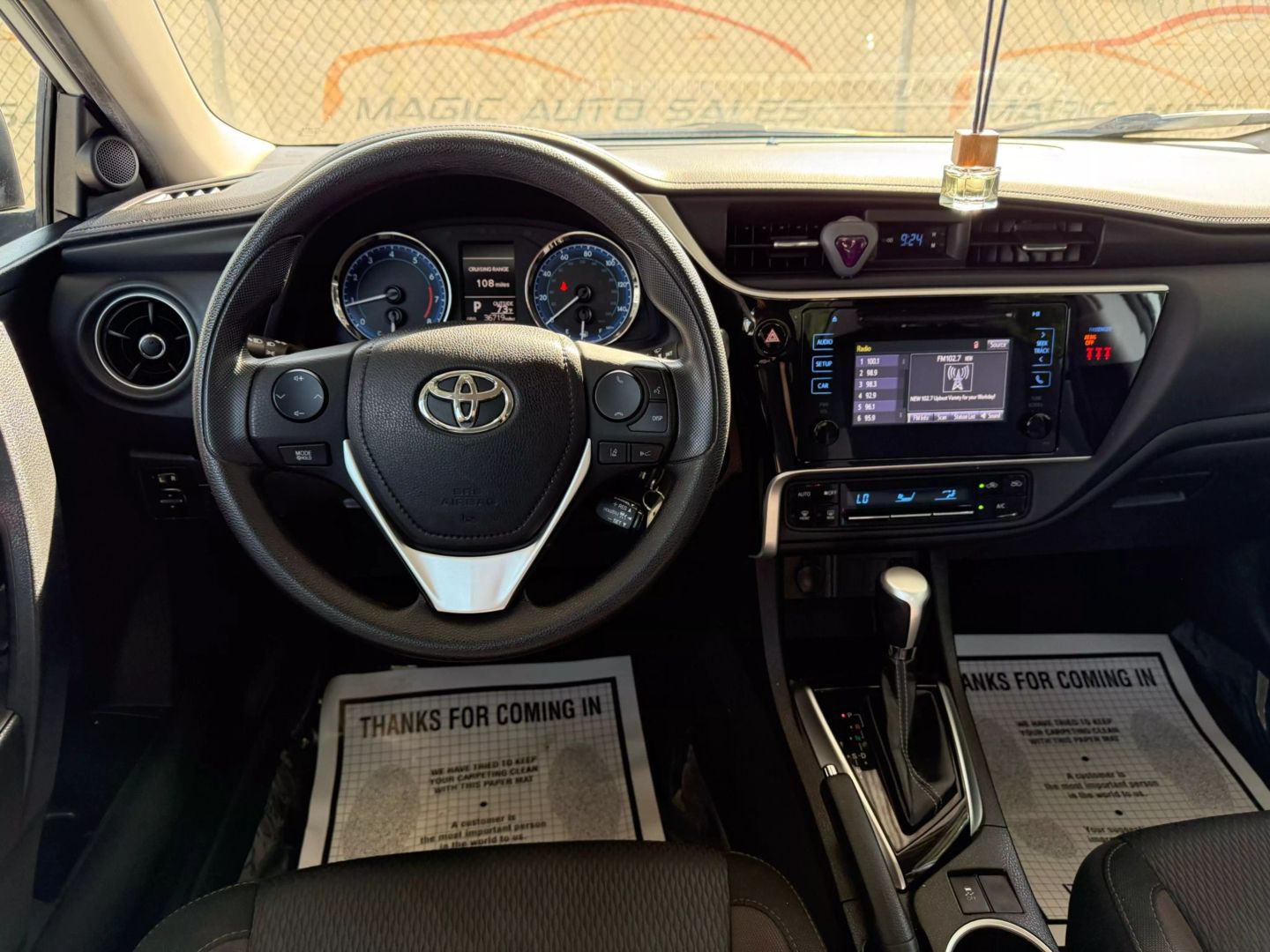 2018 Toyota Corolla - Image 29