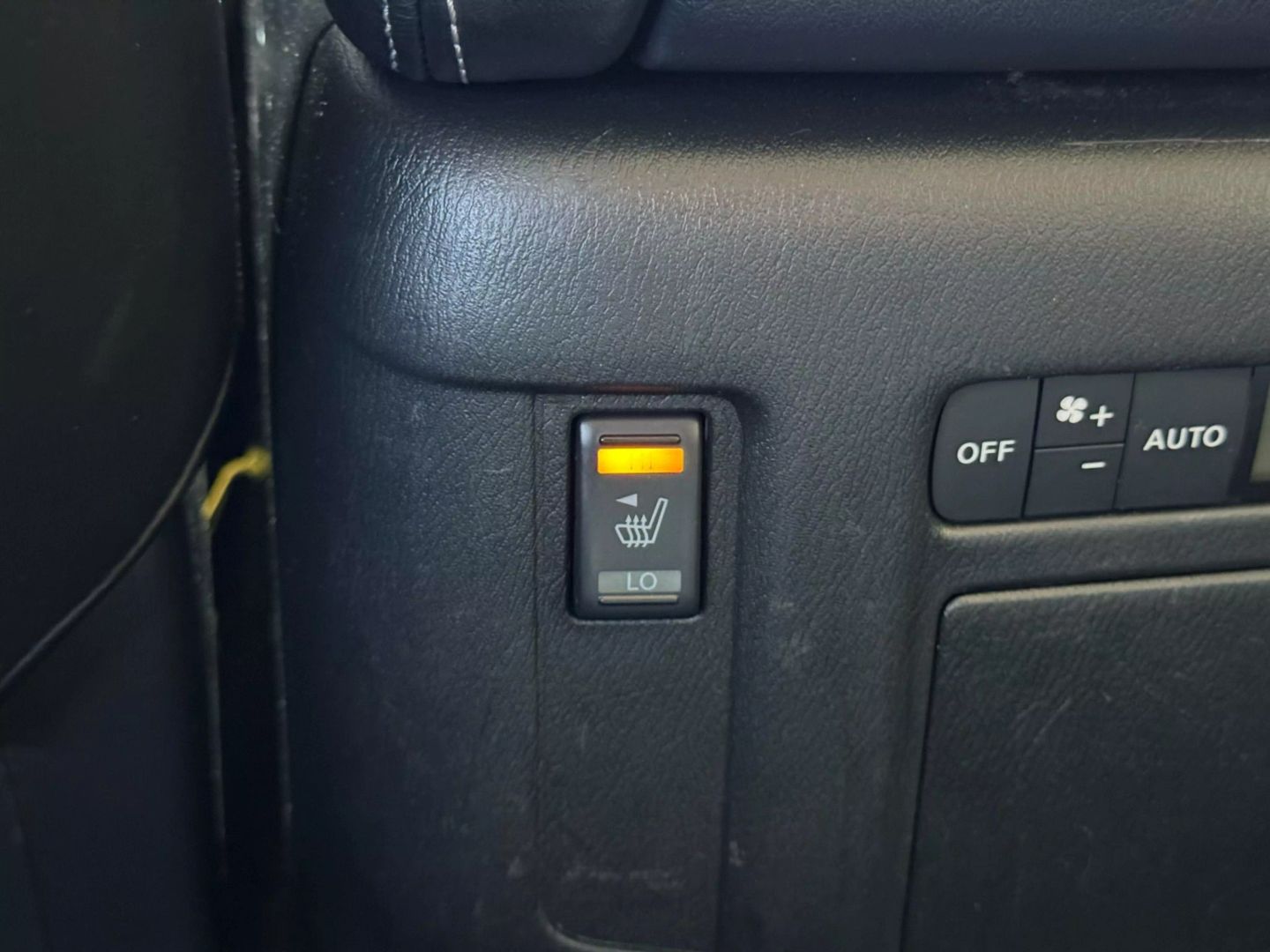 2016 Infiniti Qx80 - Image 30