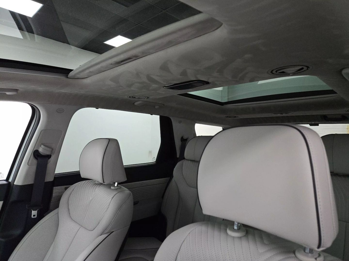 2025 Hyundai Palisade - Image 21