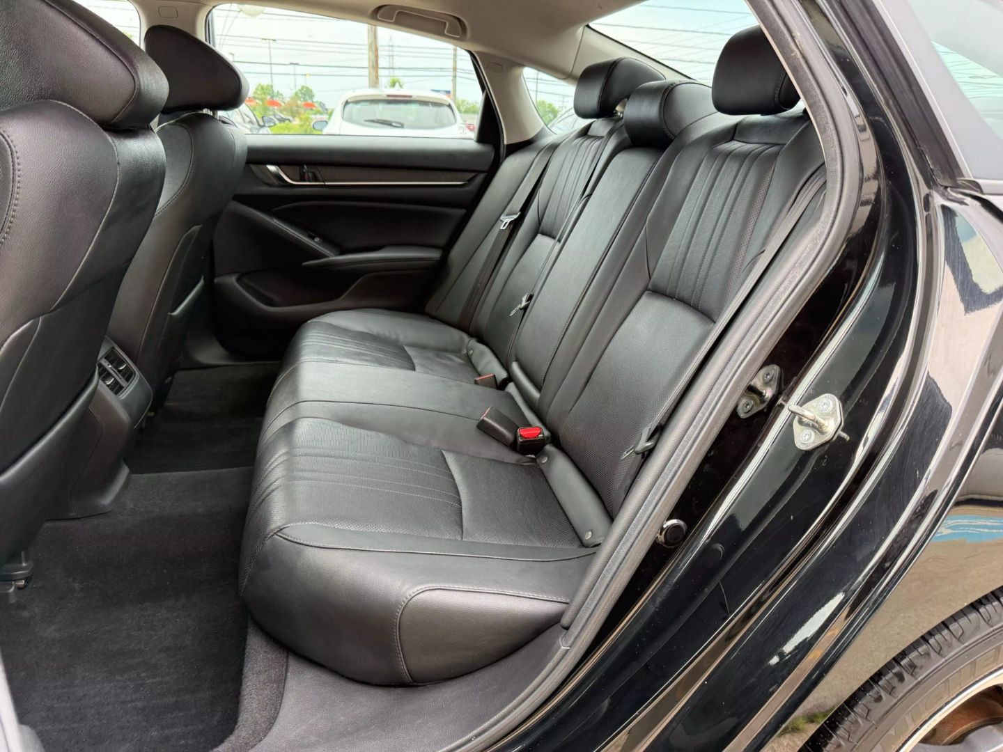 2019 Honda Accord - Image 21