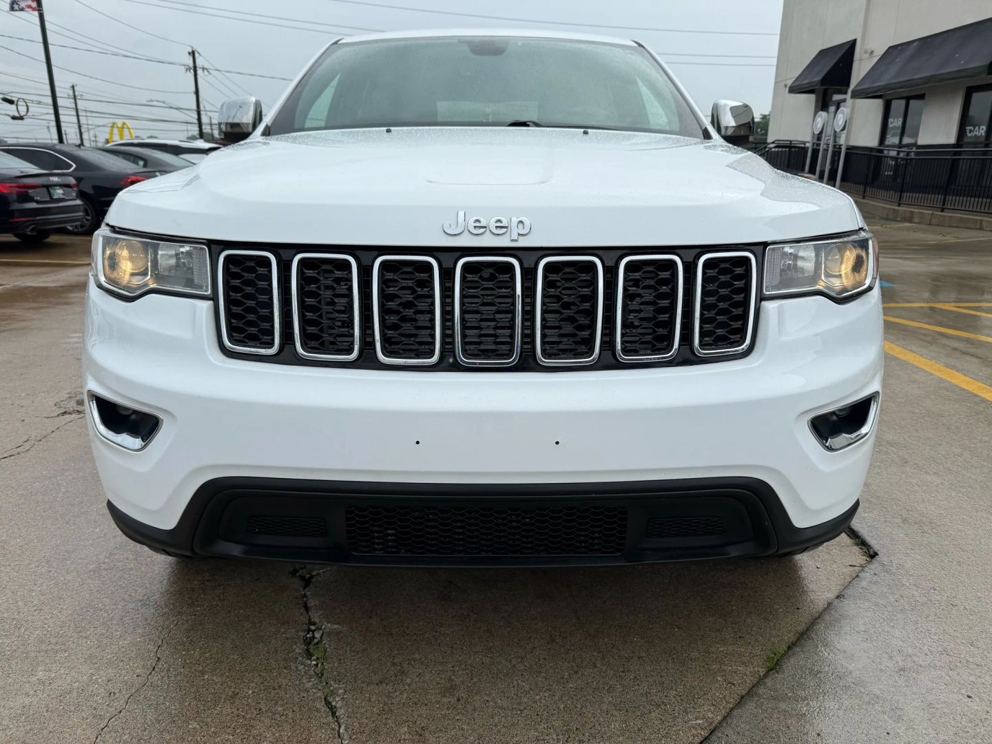 2019 Jeep Grand Cherokee - Image 3