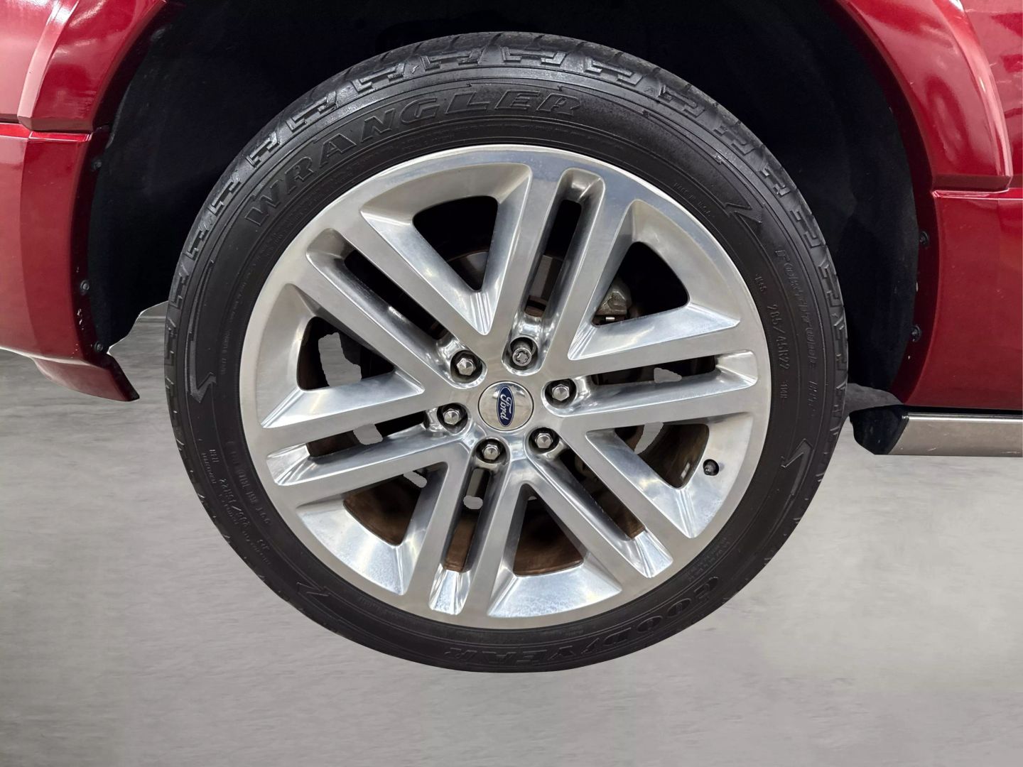 2017 Ford Expedition - Image 18