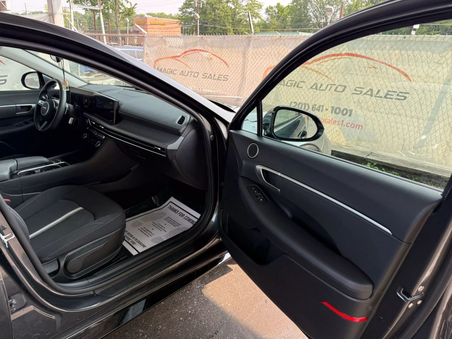 2025 Hyundai Sonata - Image 24