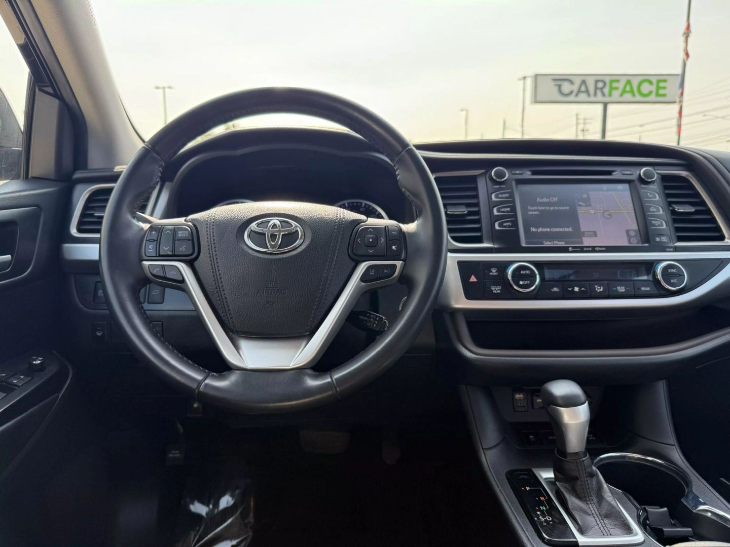 2019 Toyota Highlander - Image 31