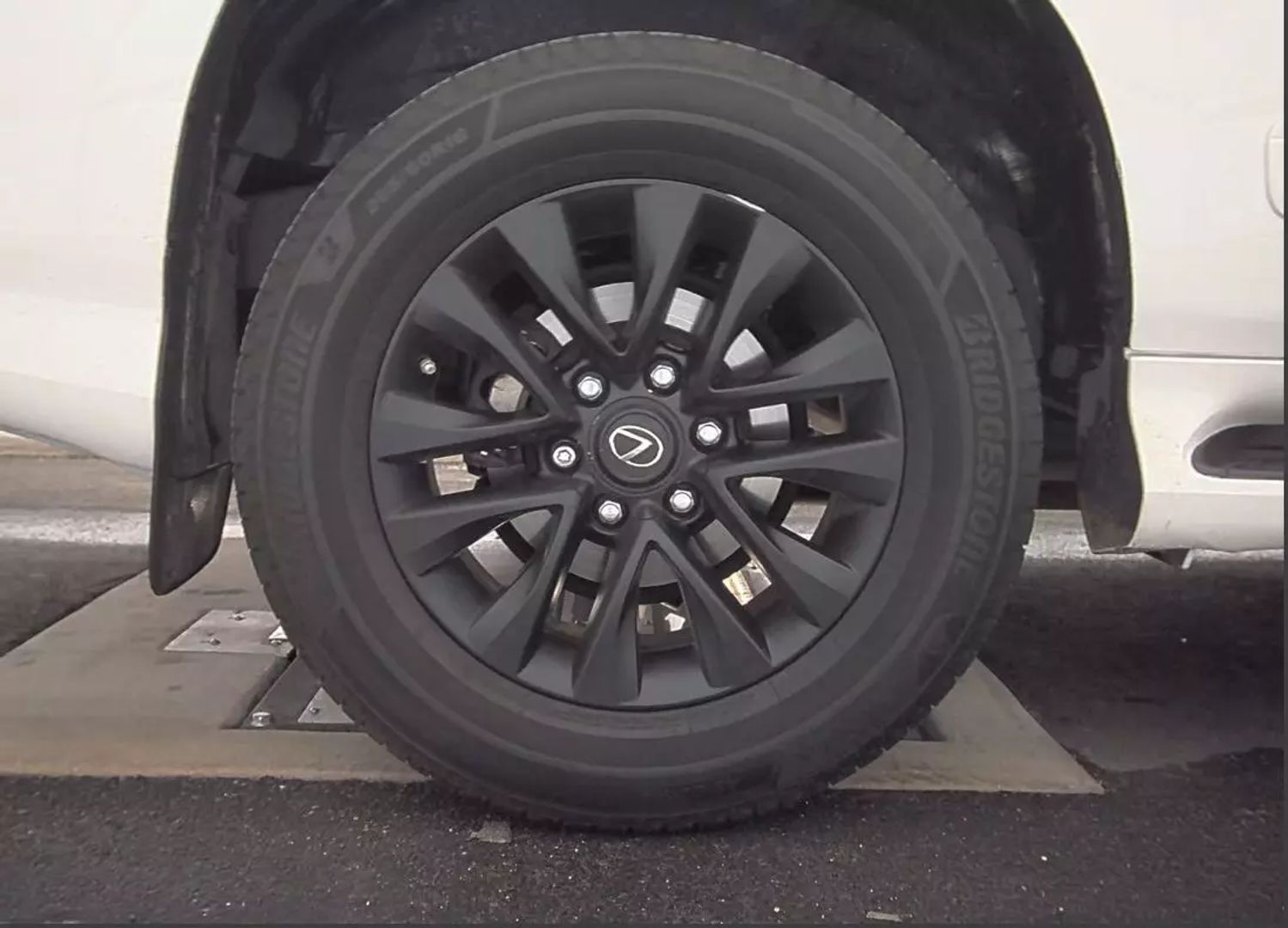 2019 Lexus Gx - Image 11