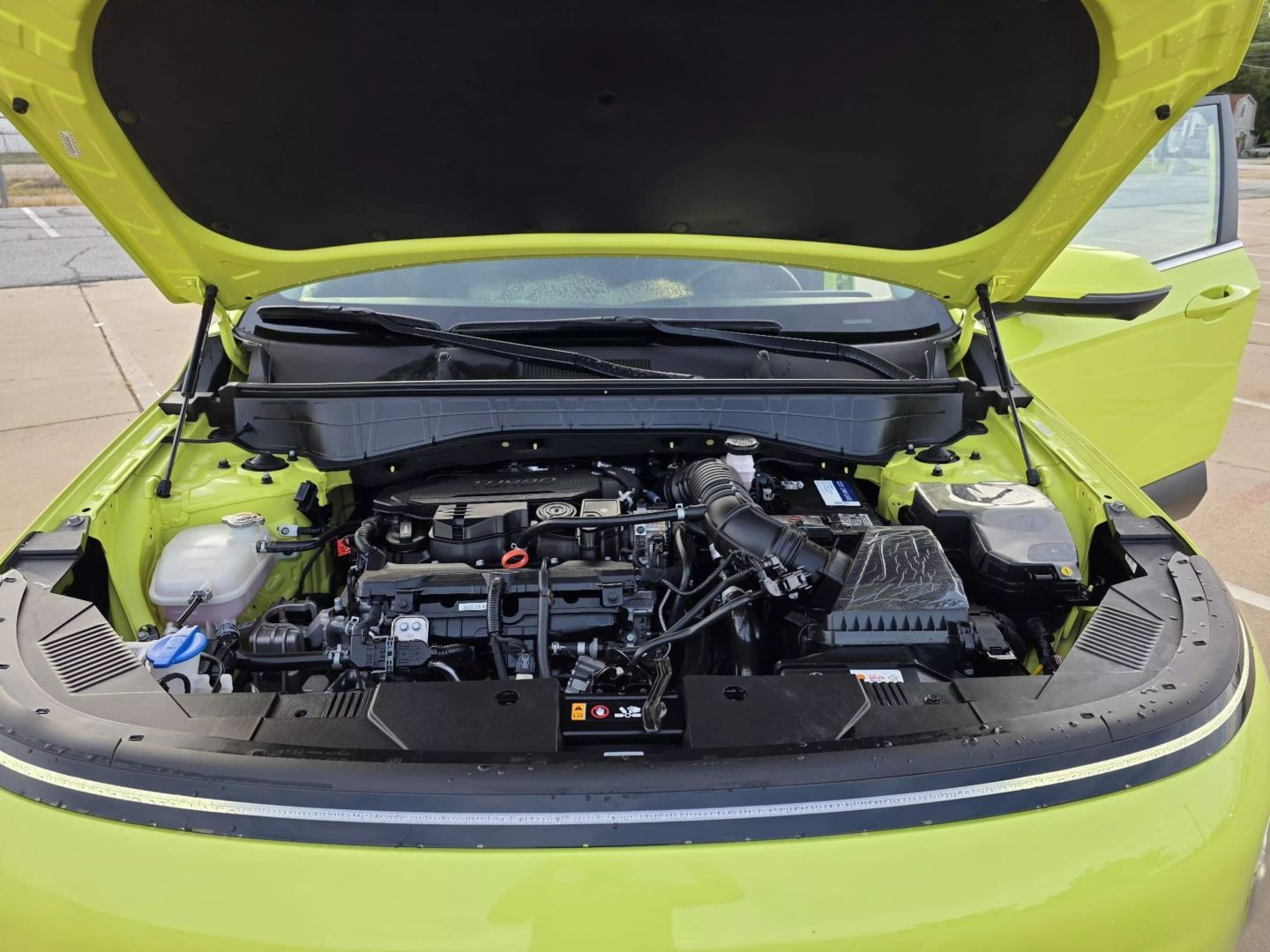 2024 Hyundai Kona - Image 13