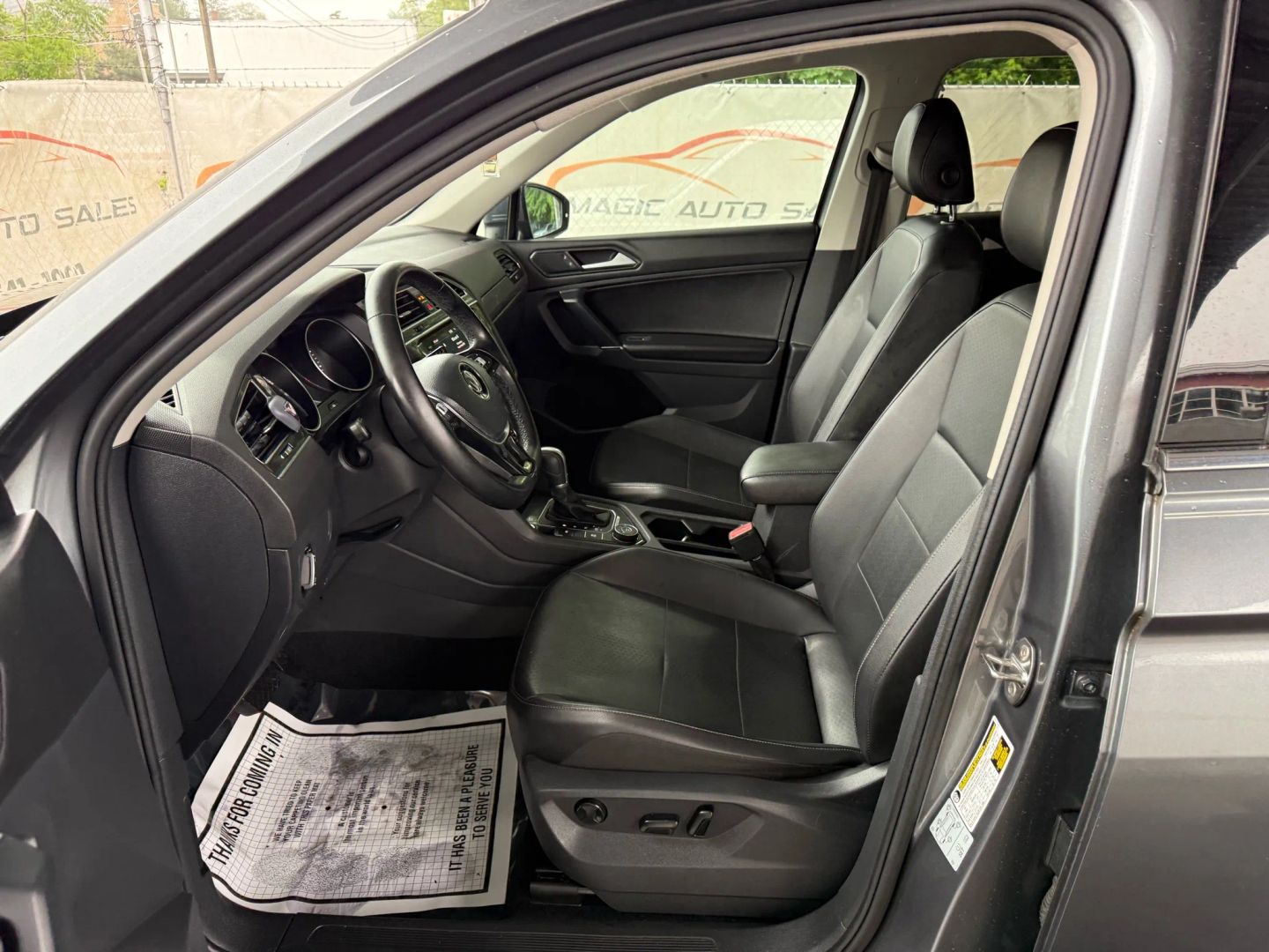 2018 Volkswagen Tiguan - Image 15