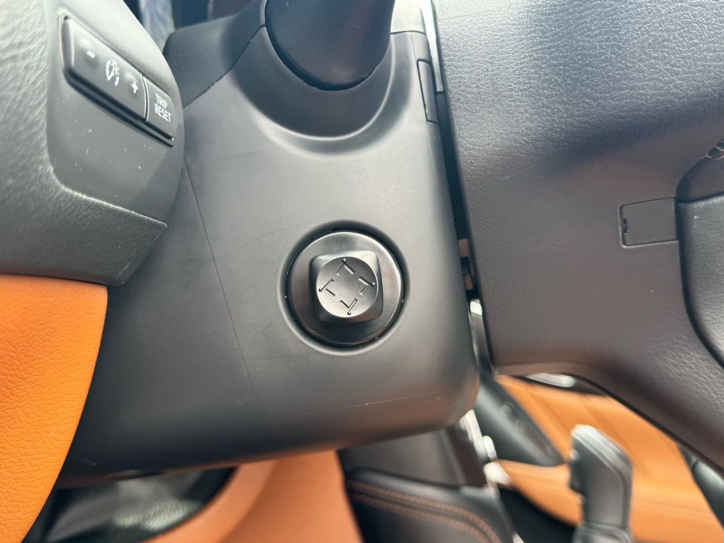 2021 Infiniti Q50 - Image 27