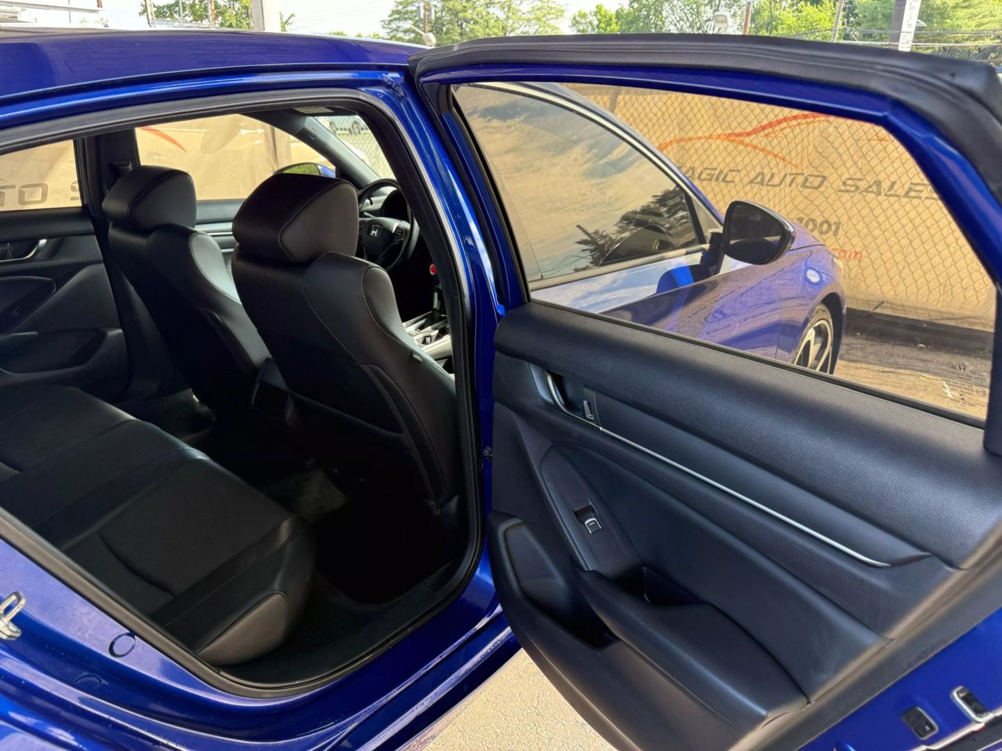 2018 Honda Accord - Image 21