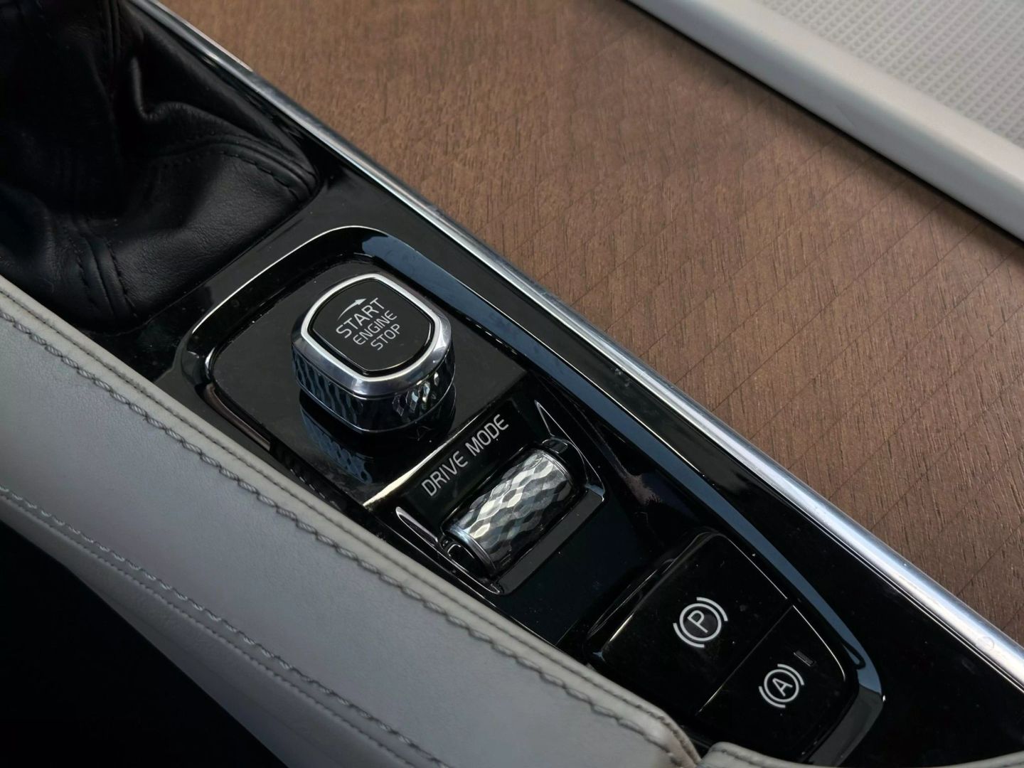 2018 Volvo S90 - Image 45