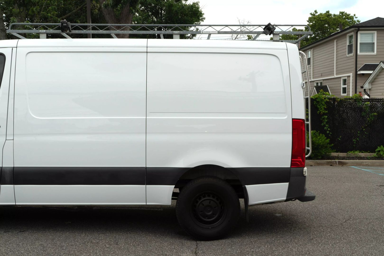 2021 Mercedes-benz Sprinter 2500 Crew - Image 16