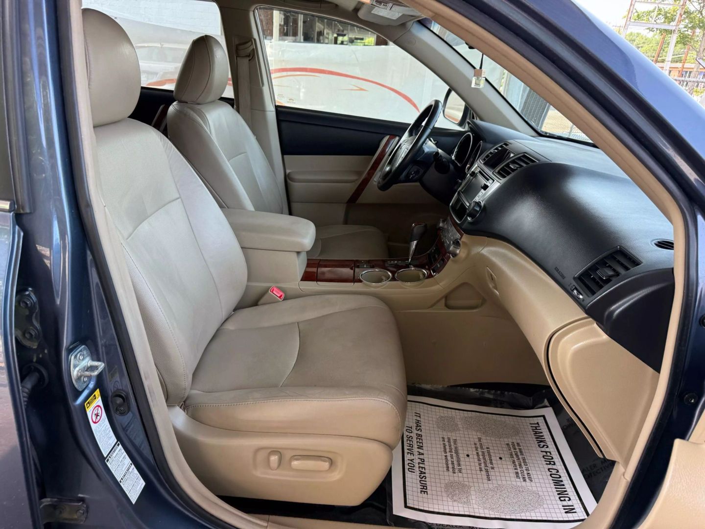 2013 Toyota Highlander - Image 24