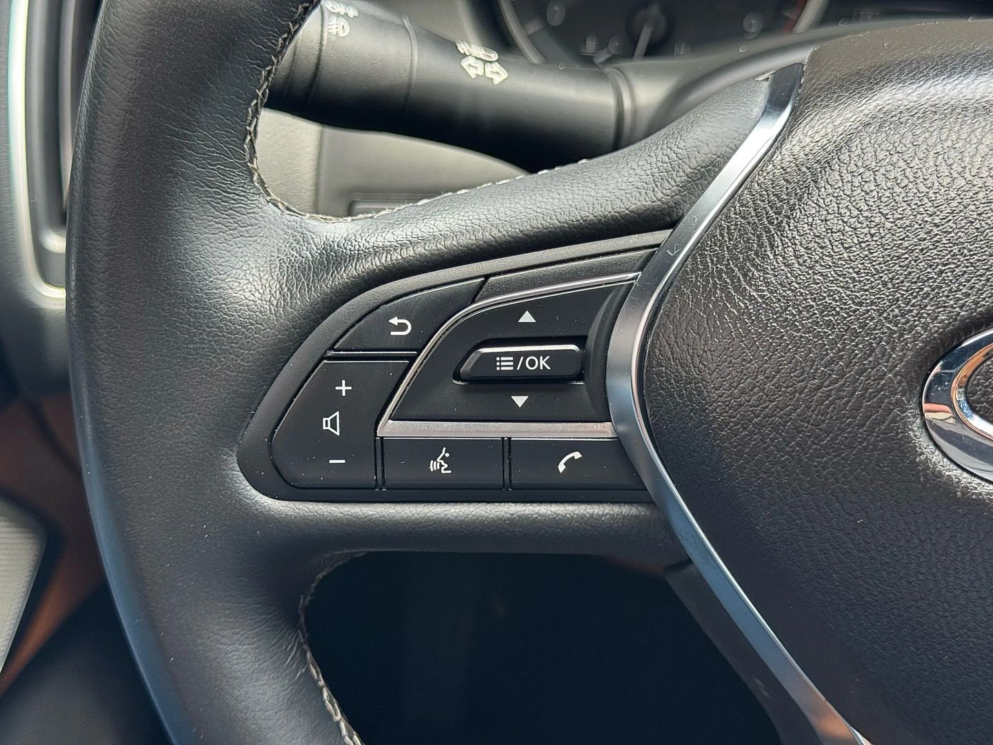 2021 Infiniti Q50 - Image 22