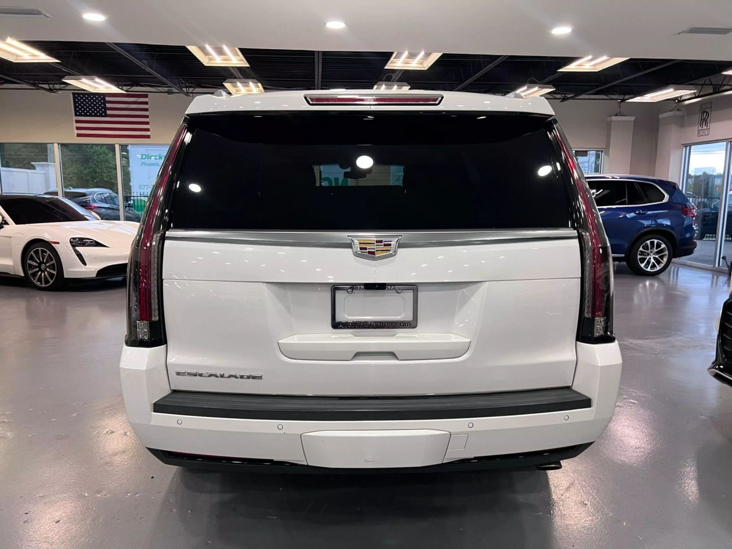 2019 Cadillac Escalade Luxury Sport Utility 4d - Image 7