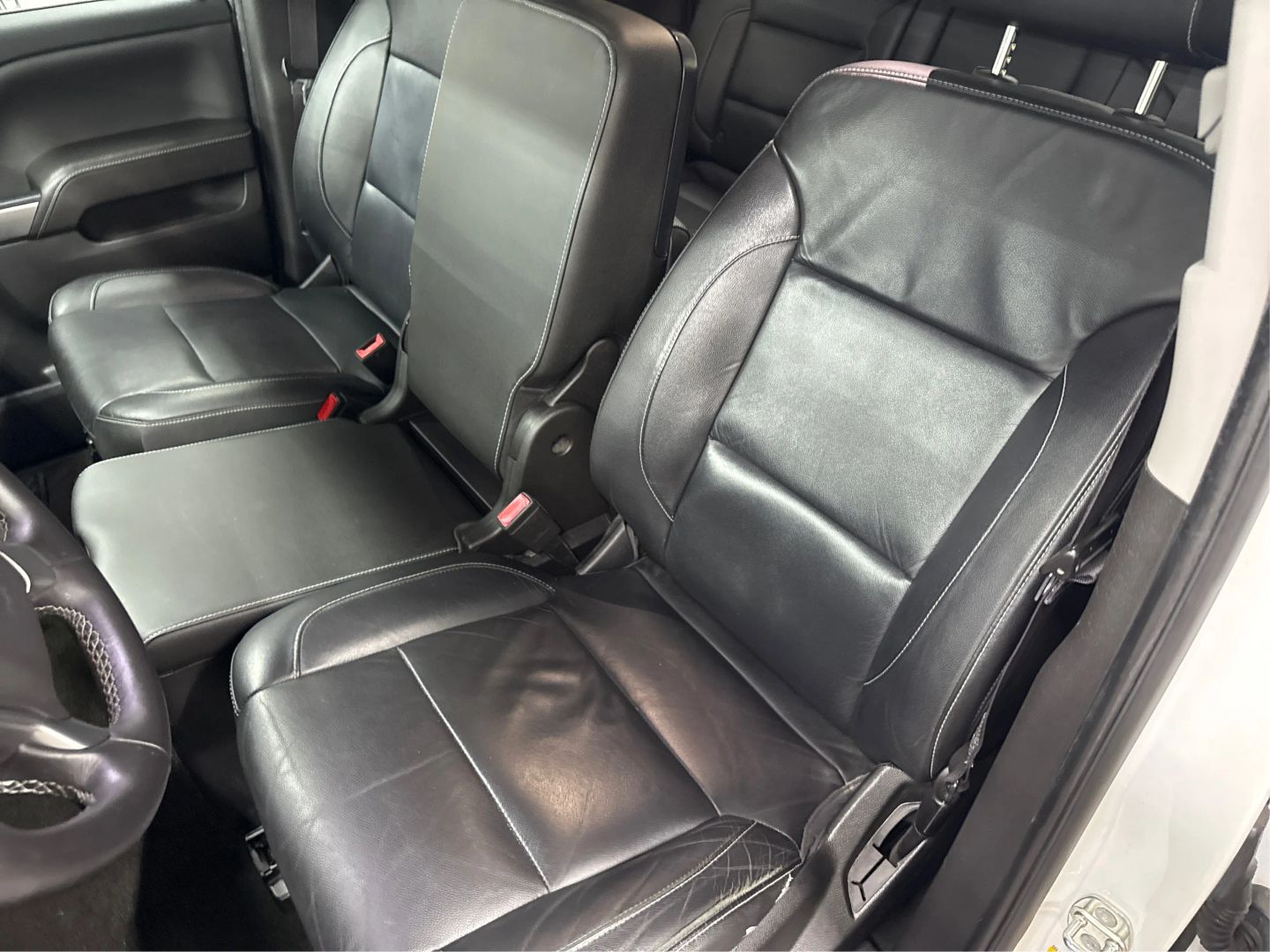 2017 Chevrolet Silverado 1500 Crew Cab - Image 25