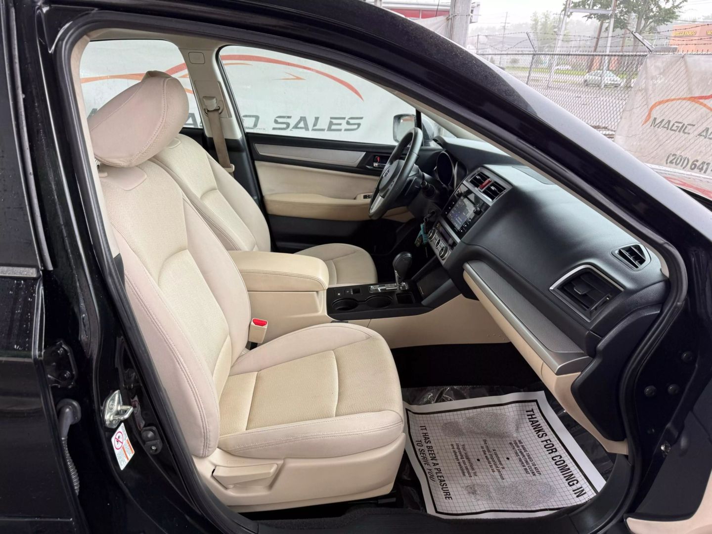 2015 Subaru Legacy - Image 25