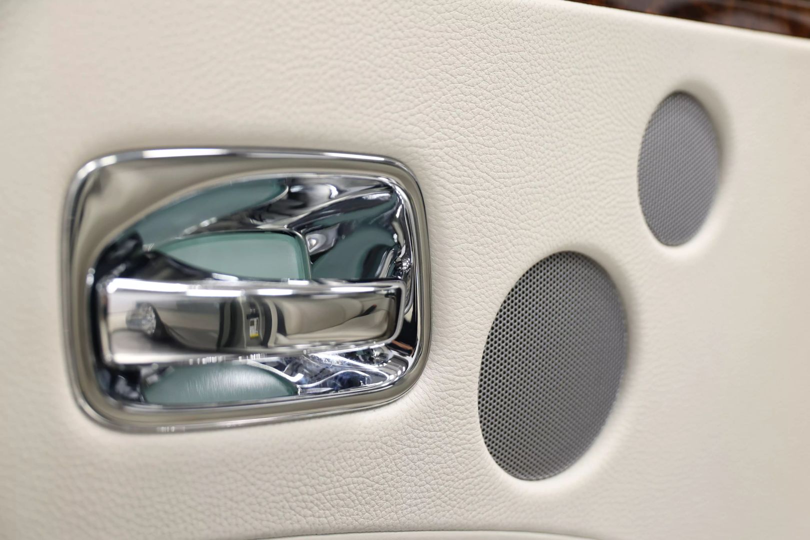 2012 Rolls-royce Ghost - Image 11