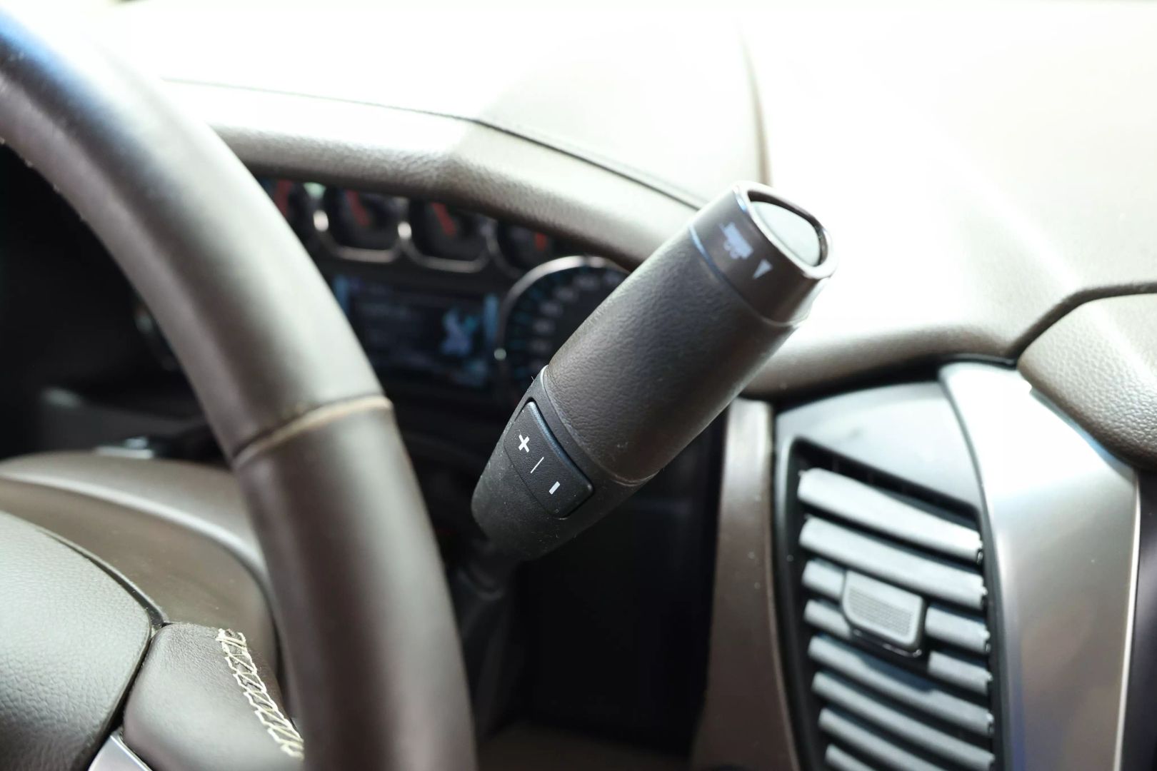 2016 Chevrolet Tahoe - Image 27