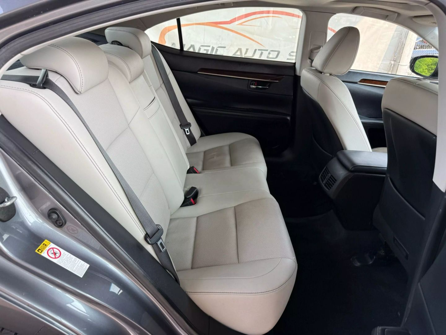 2014 Lexus Es - Image 22