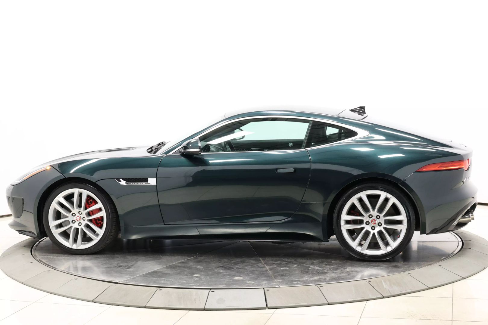 2015 Jaguar F-type - Image 5
