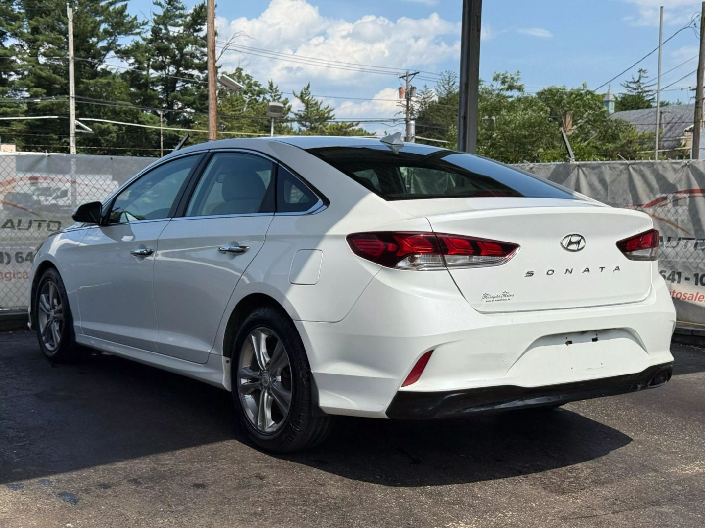 2018 Hyundai Sonata - Image 11