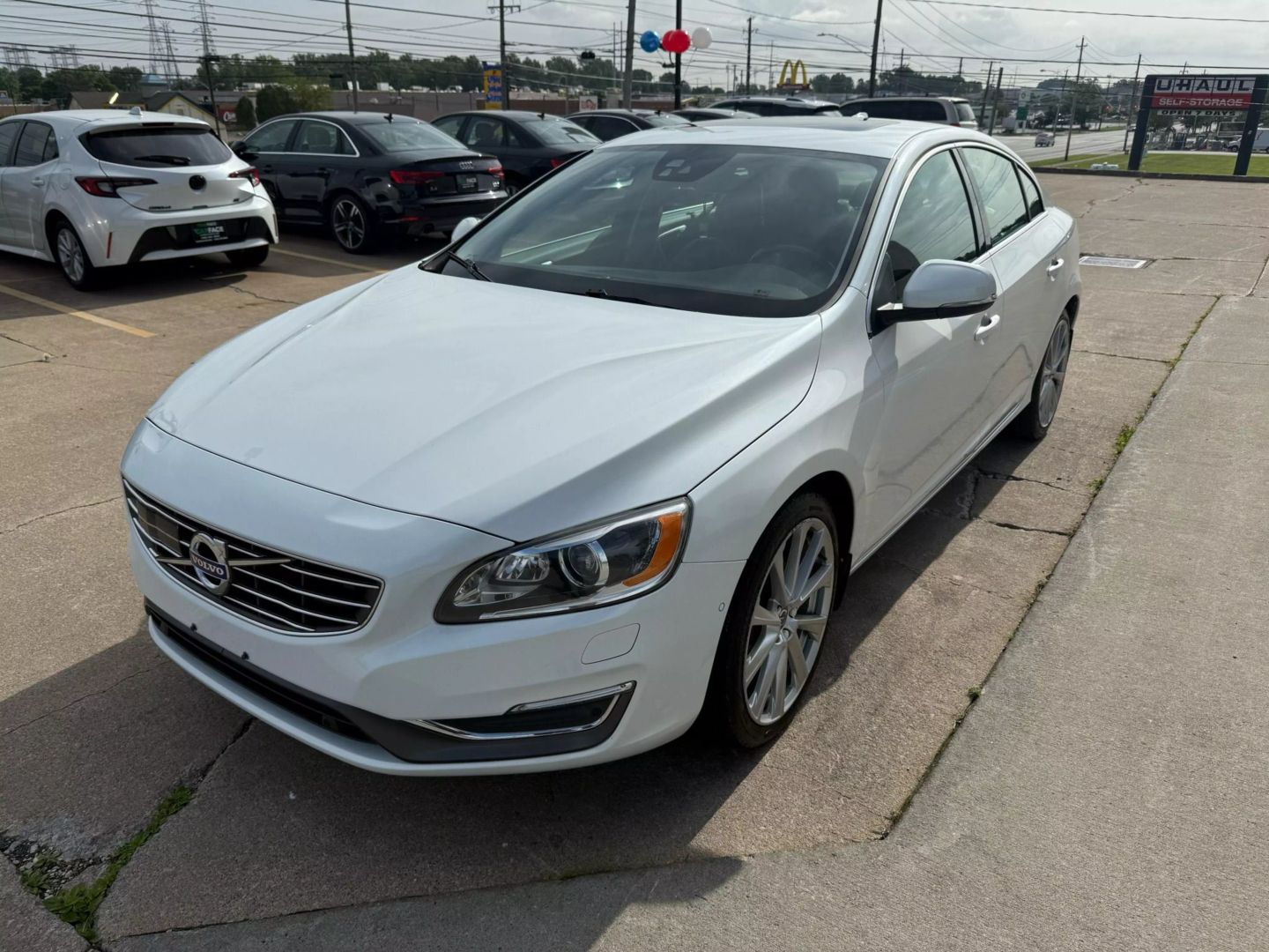 2016 Volvo S60 - Image 4