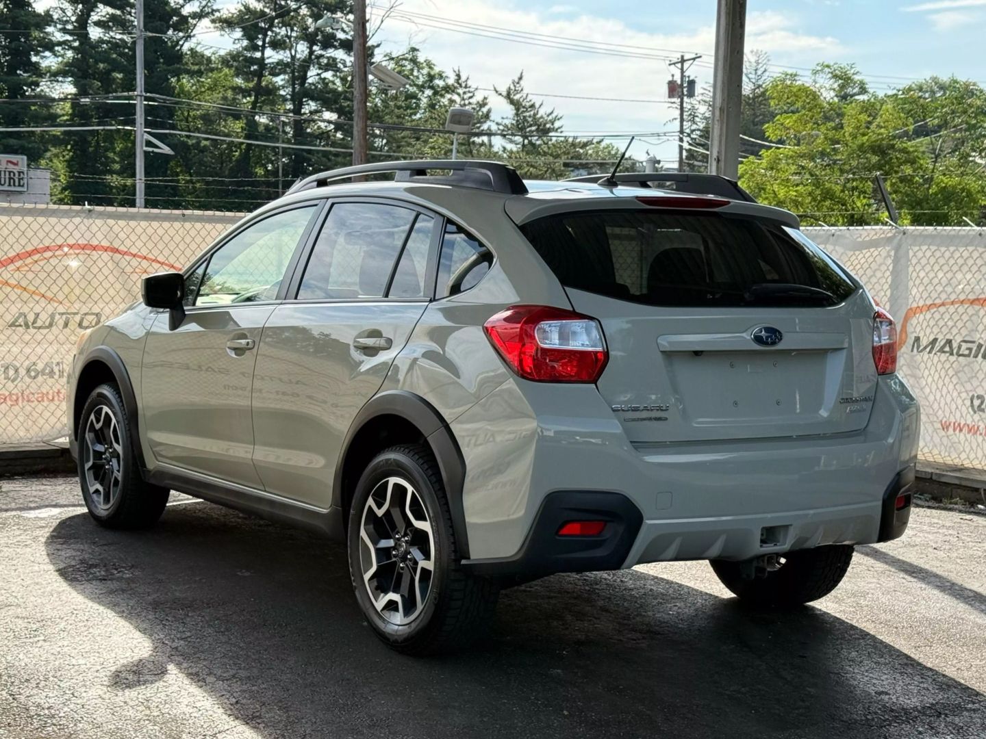 2017 Subaru Crosstrek - Image 9
