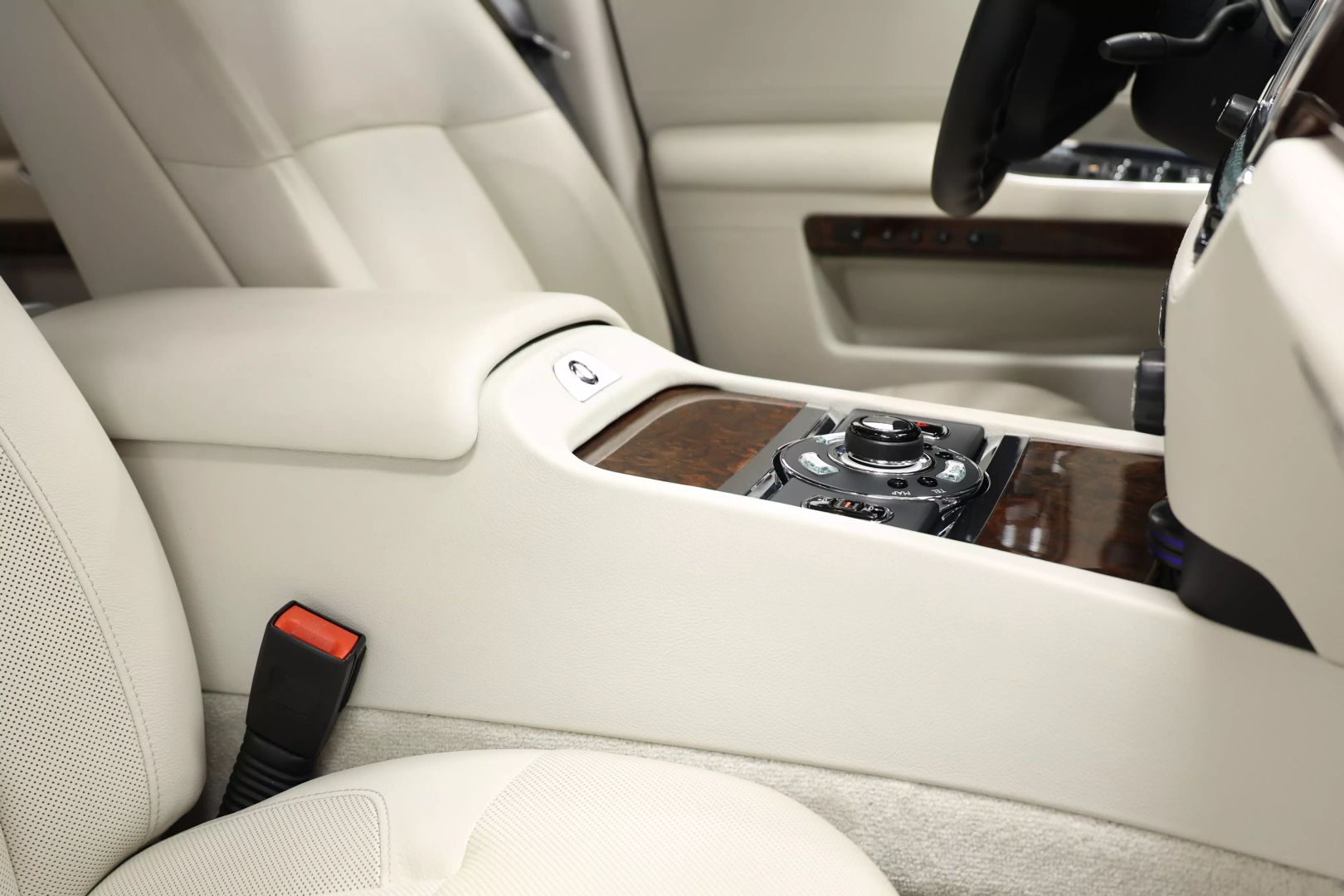 2012 Rolls-royce Ghost - Image 109