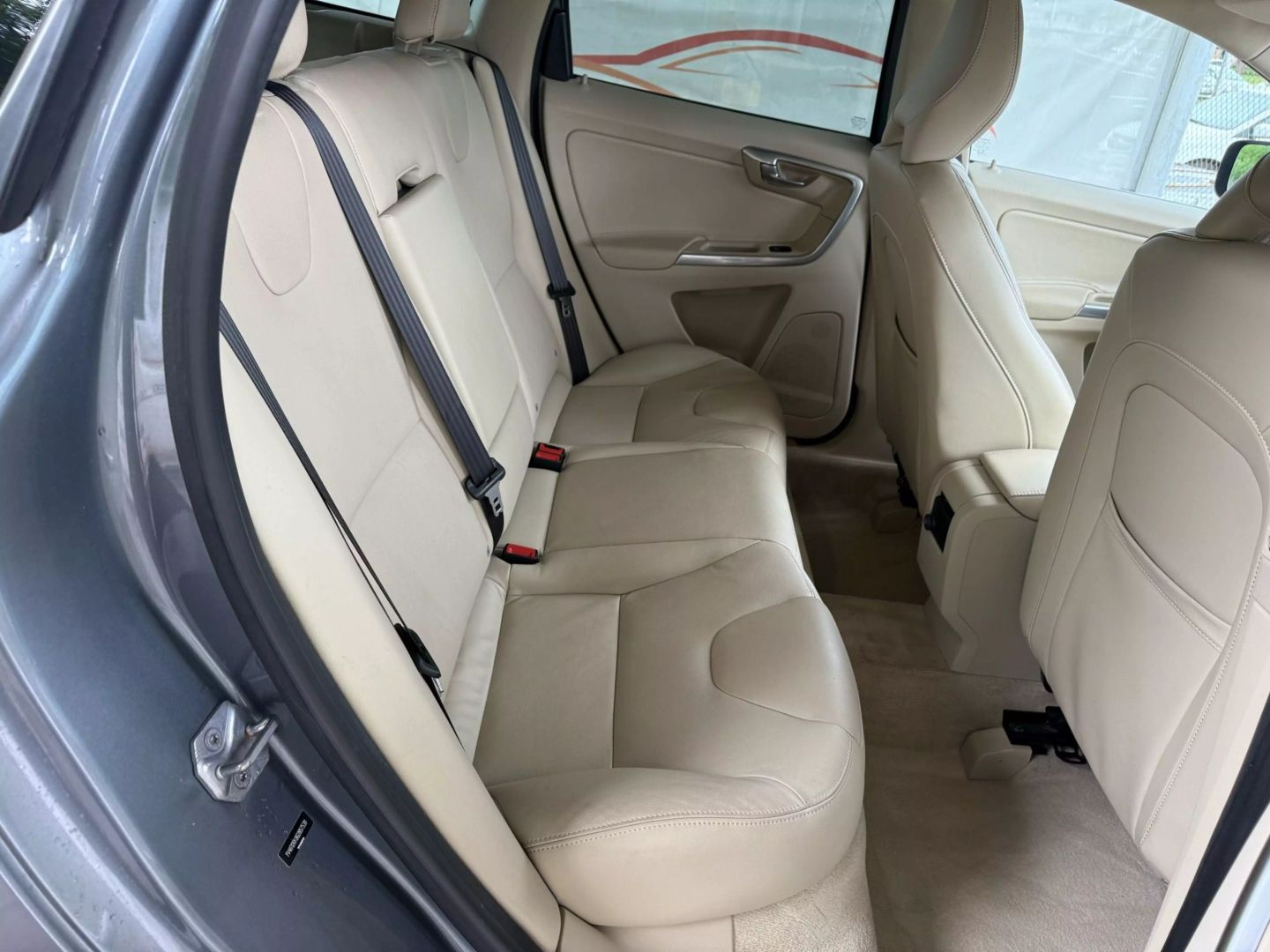 2016 Volvo Xc60 - Image 22