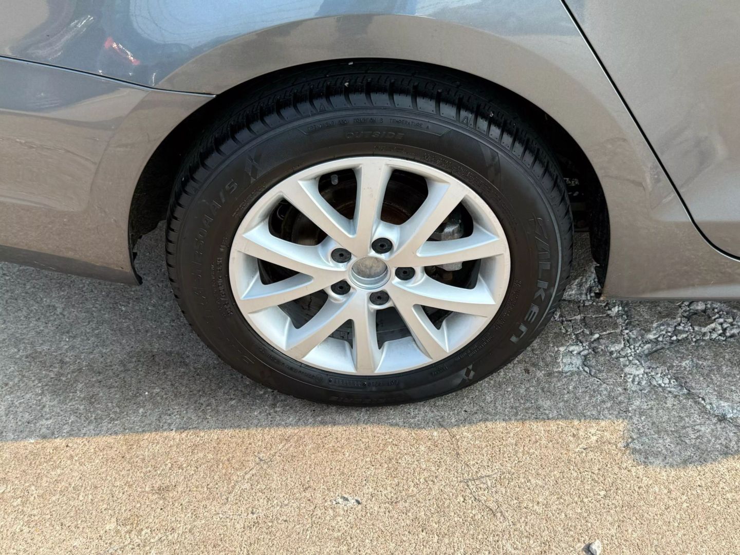 2013 Volkswagen Jetta - Image 47