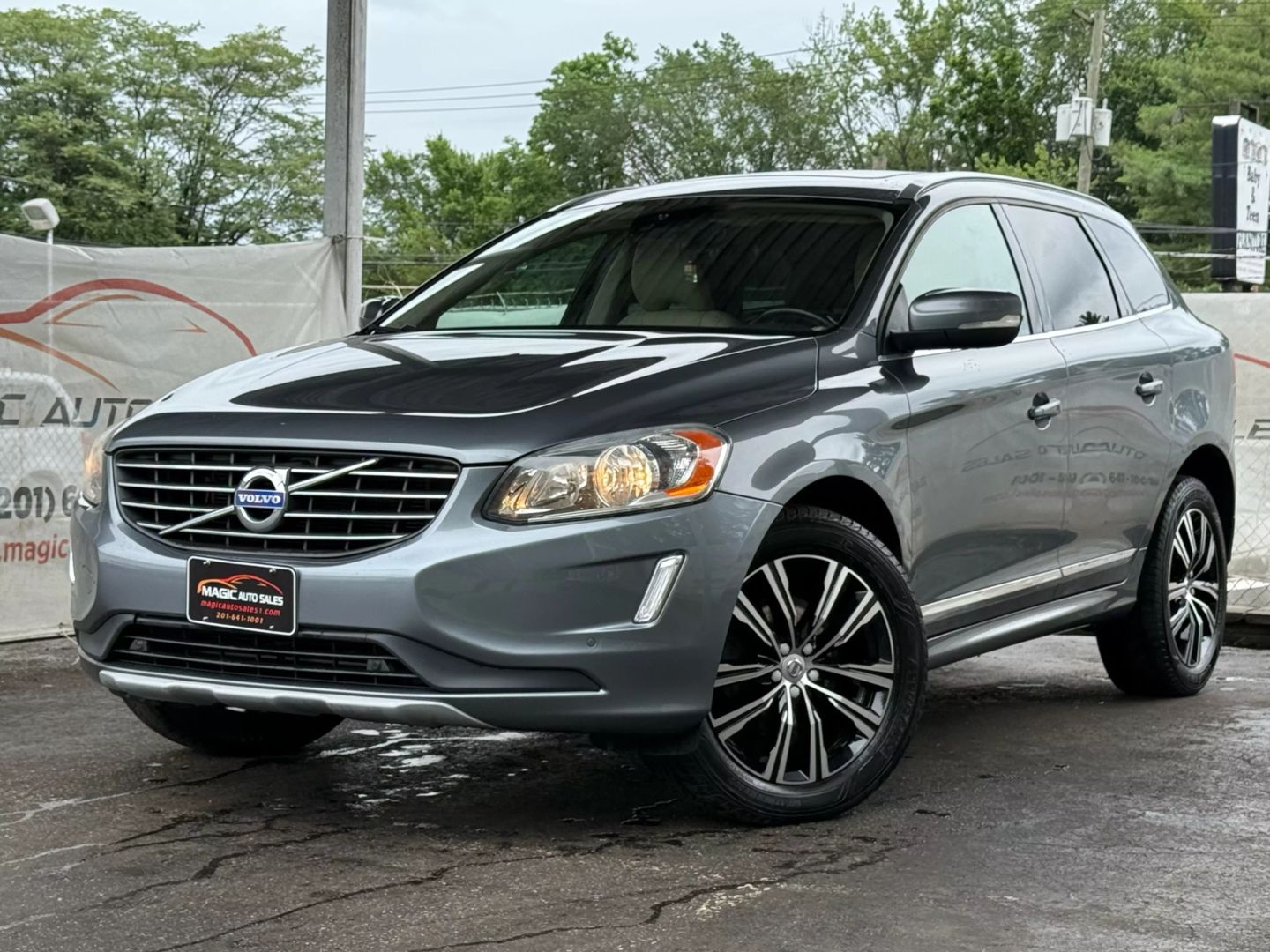 2016 Volvo Xc60 - Image 1