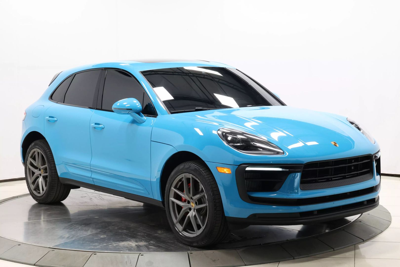 2022 Porsche Macan - Image 93
