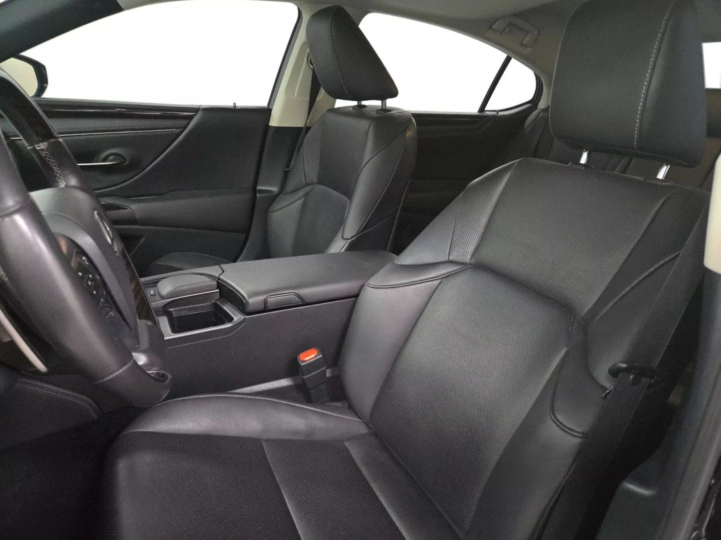 2021 Lexus Es - Image 20