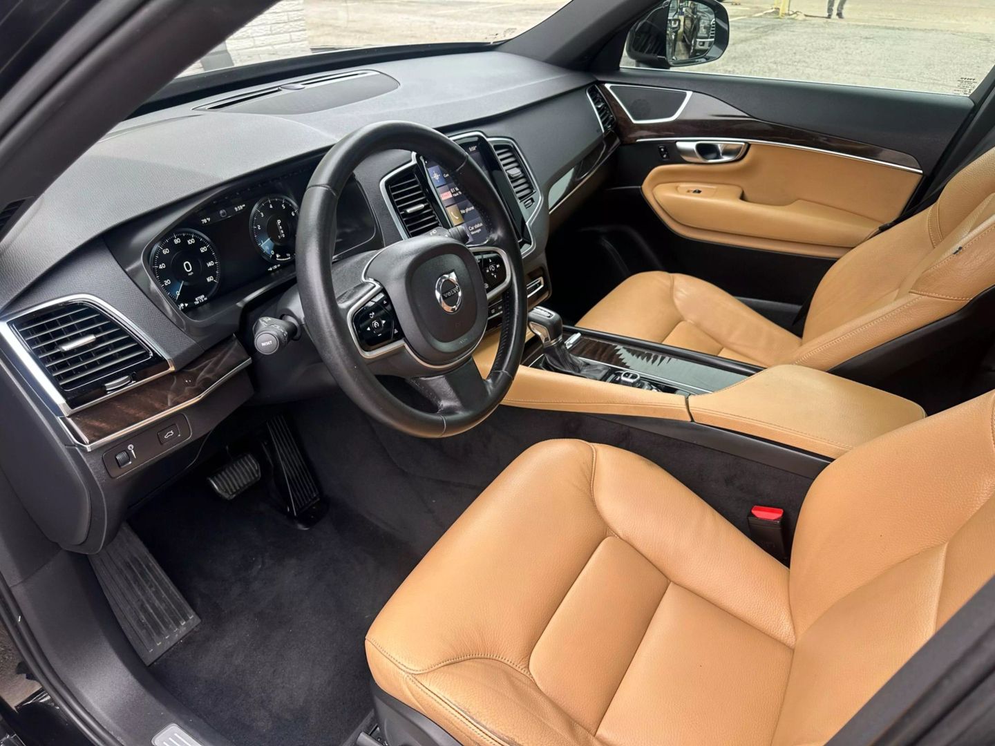 2017 Volvo Xc90 - Image 16