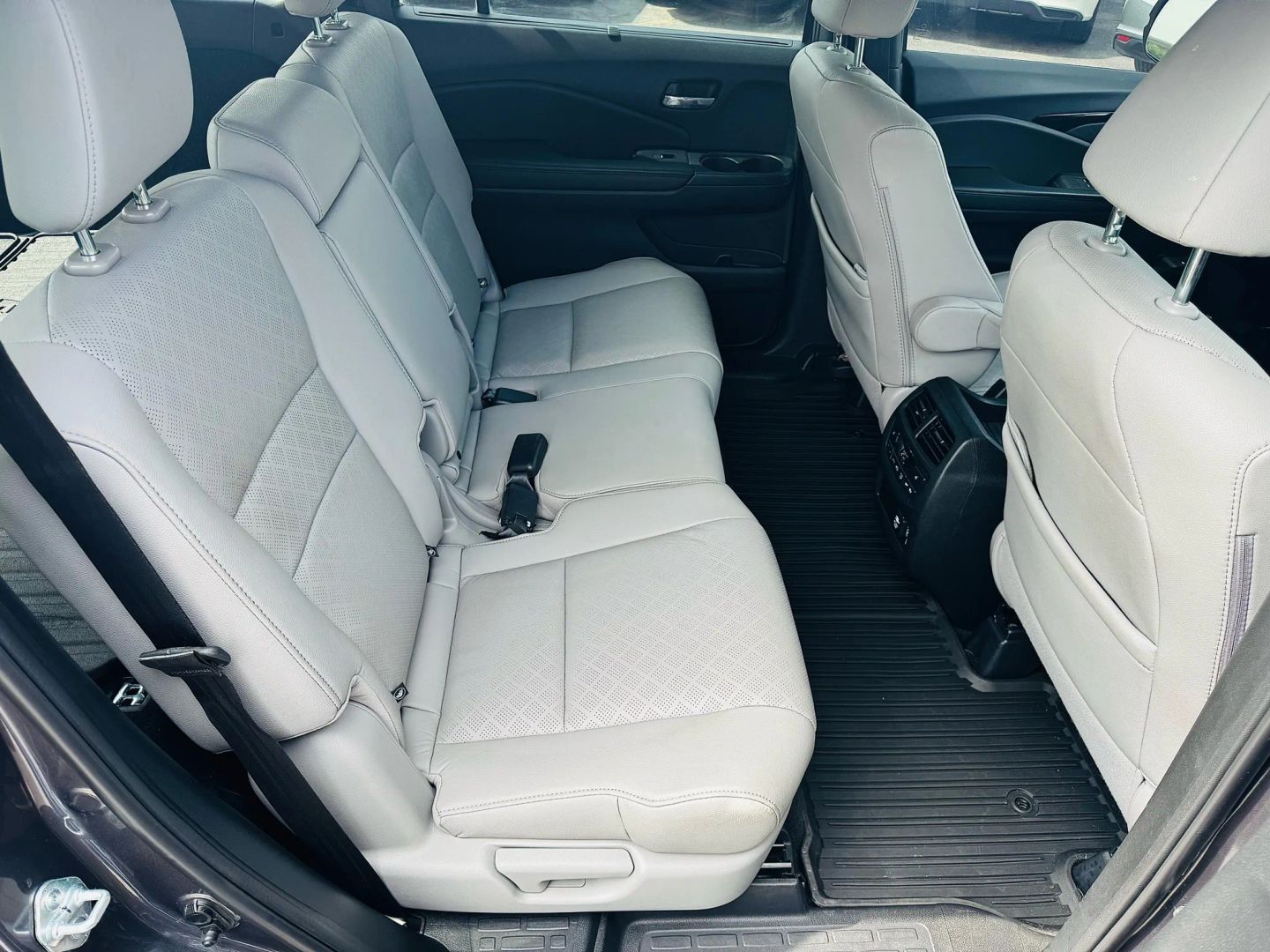 2021 Honda Passport - Image 17