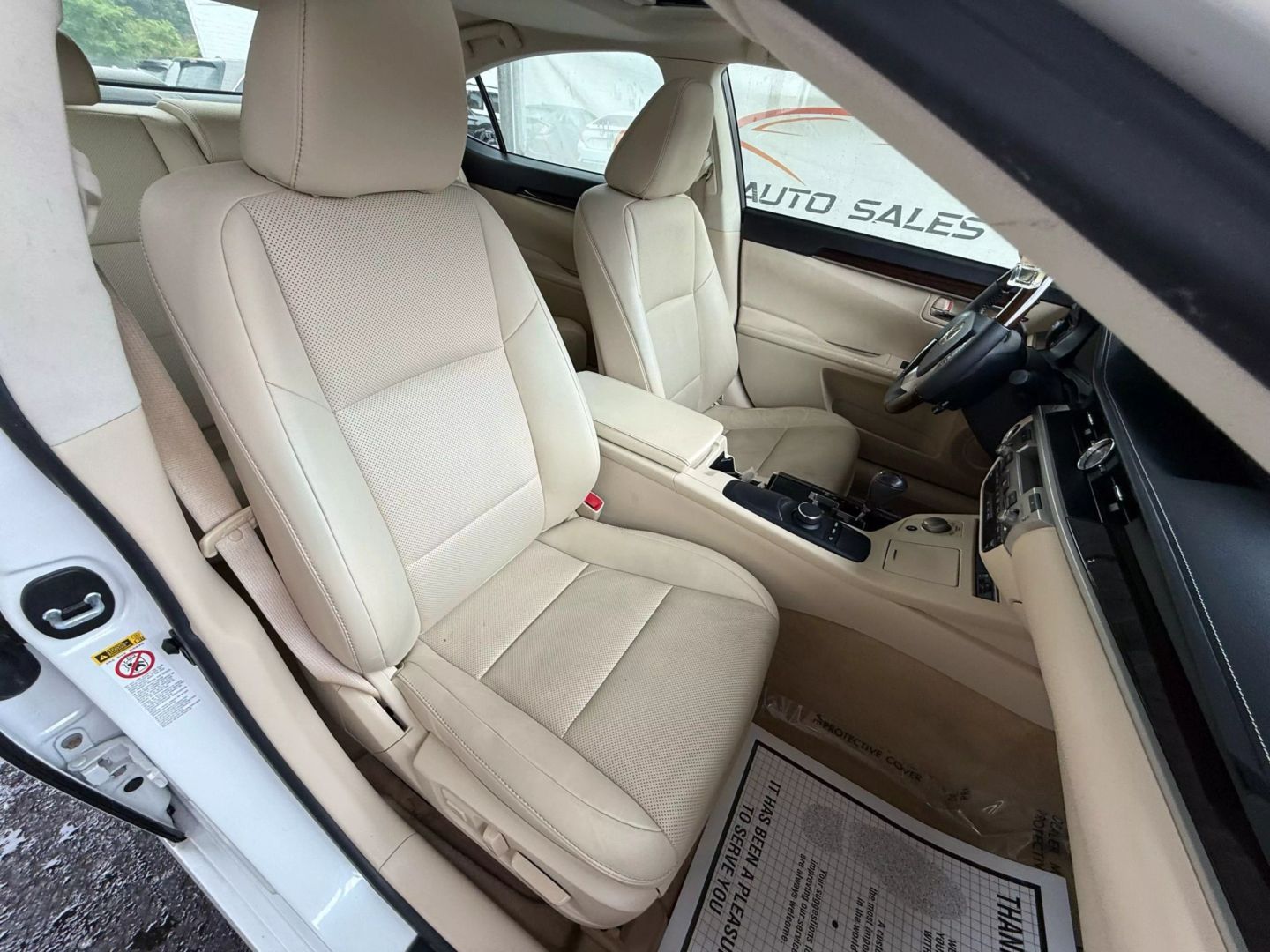 2015 Lexus Es - Image 26