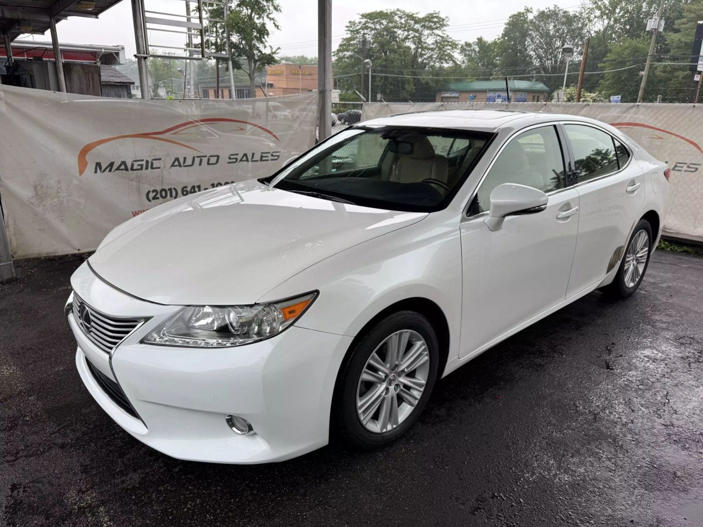 2015 Lexus Es - Image 8
