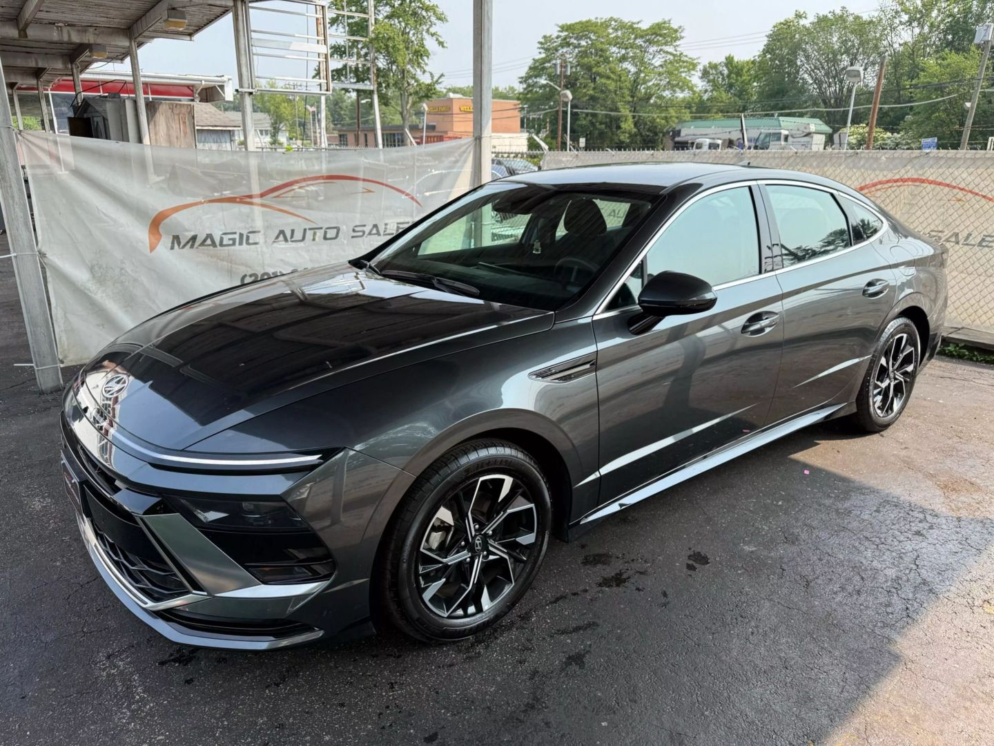 2025 Hyundai Sonata - Image 8