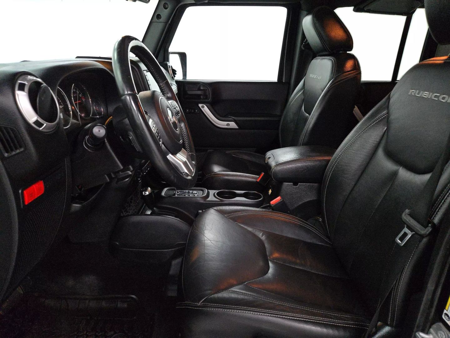 2016 Jeep Wrangler - Image 9