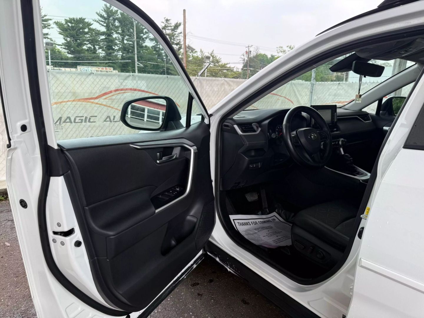 2020 Toyota Rav4 - Image 14