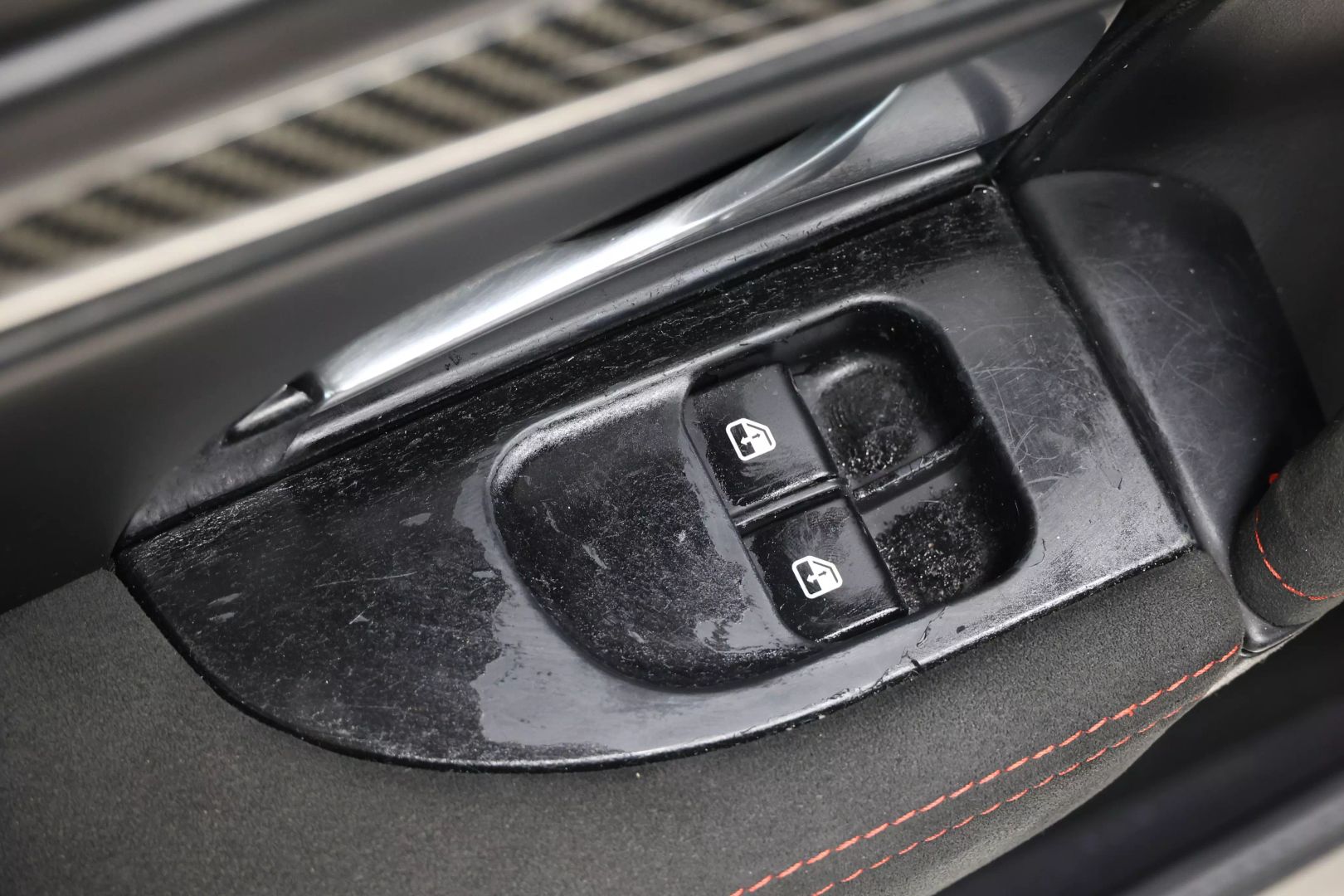 2014 Maserati Granturismo - Image 10
