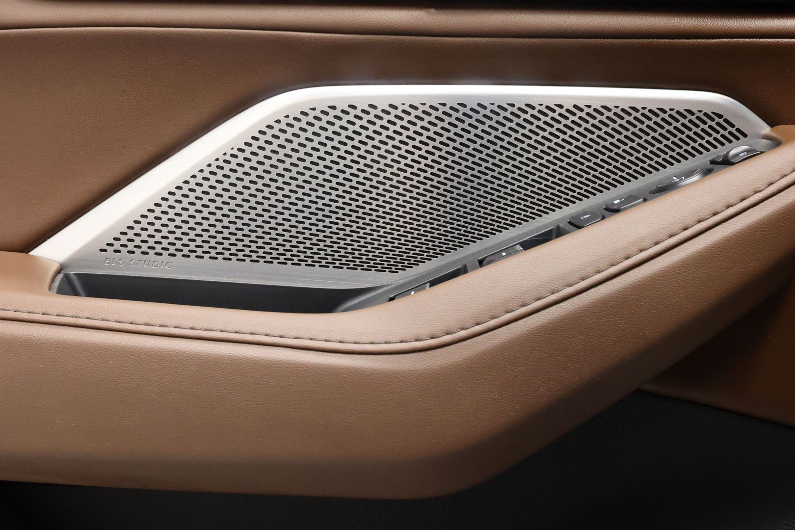 2022 Acura Mdx - Image 10