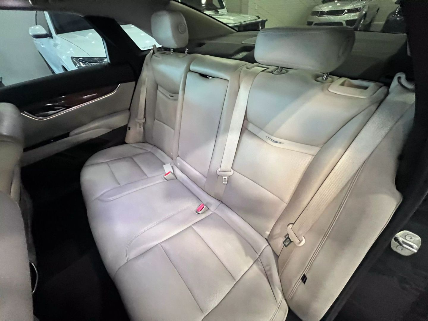 2019 Cadillac Xts Luxury Sedan 4d - Image 12