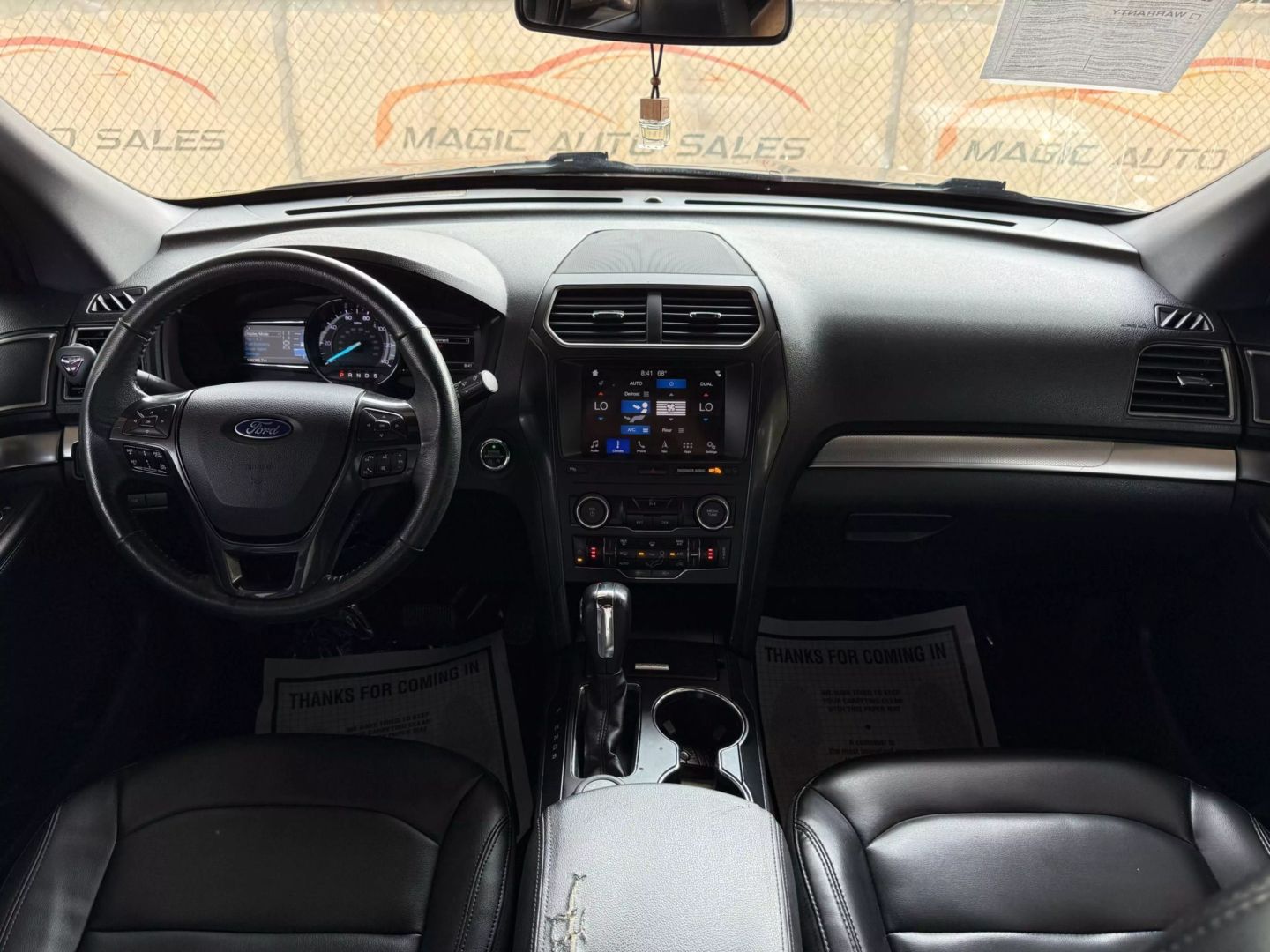 2019 Ford Explorer - Image 27