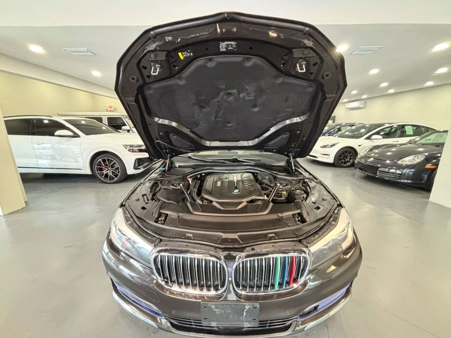 2017 Bmw 7 Series 740i Xdrive Sedan 4d - Image 38