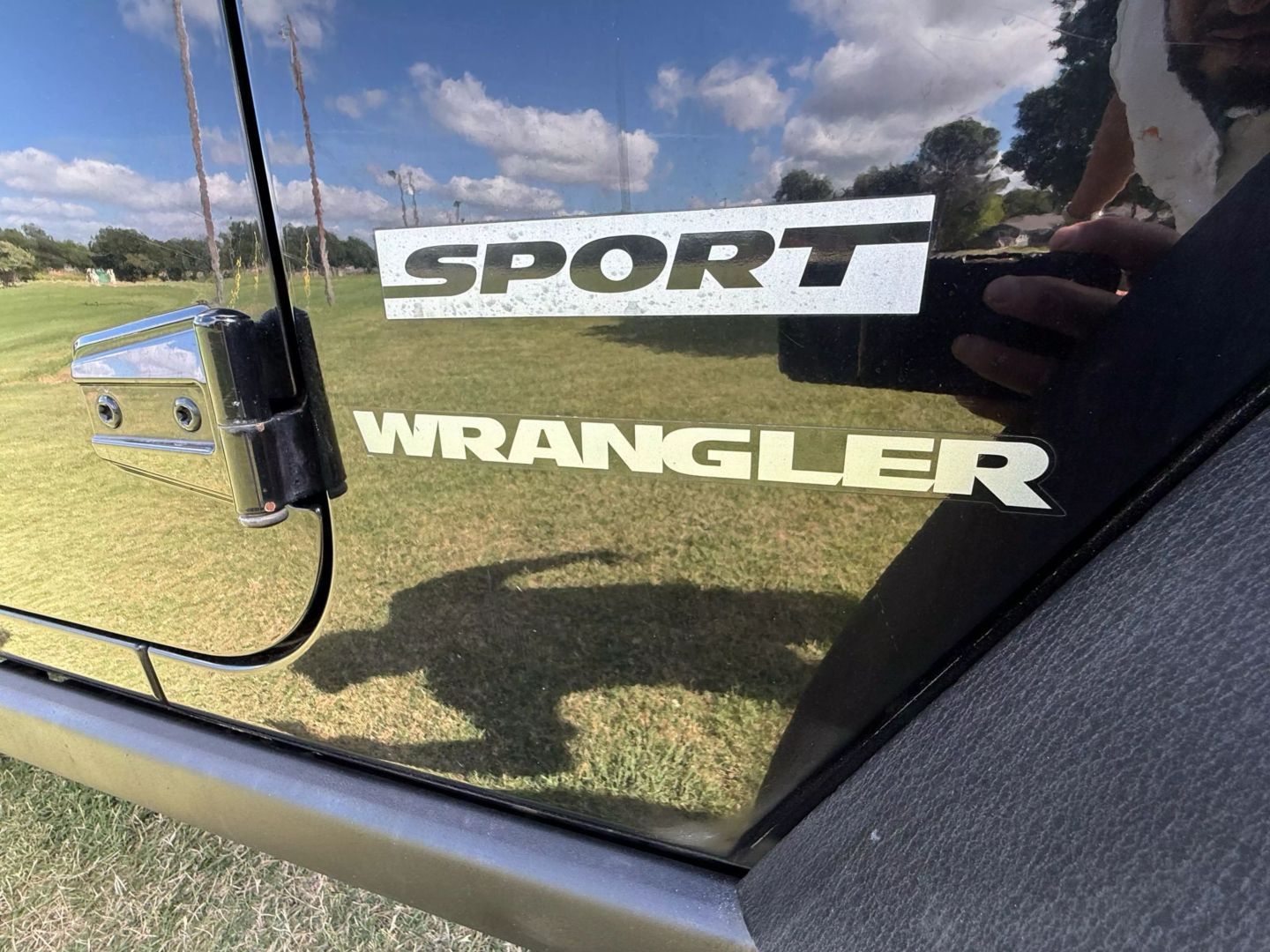 2015 Jeep Wrangler - Image 24